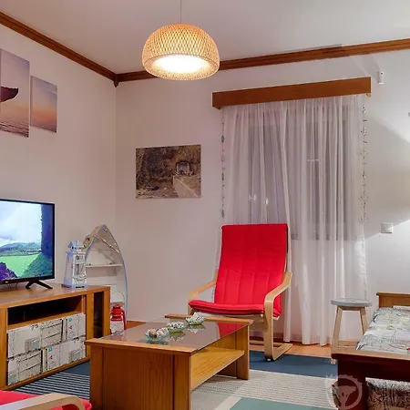 Casa Do Pequeno Dragoeiro *