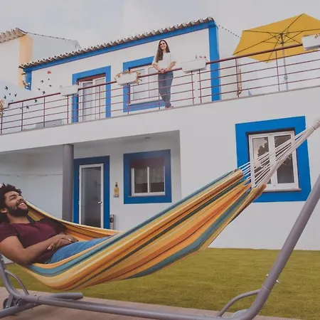 Casa Do Pequeno Dragoeiro * Angra do Heroismo