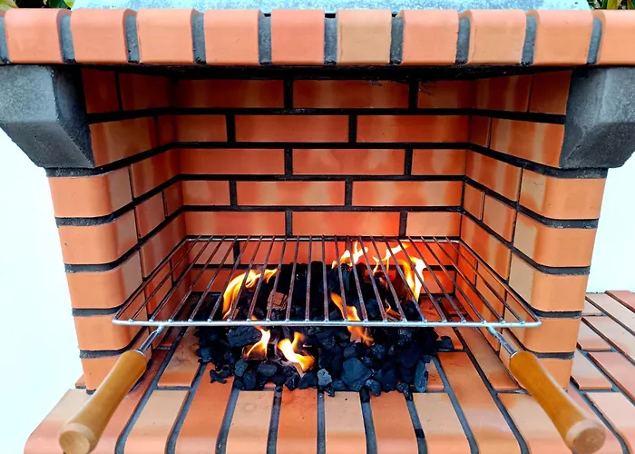 Holiday home Casa Do Pequeno Dragoeiro Angra do Heroismo